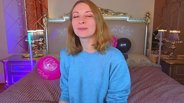 Katherine Loveau online show from September 2025 11:47:01 AM