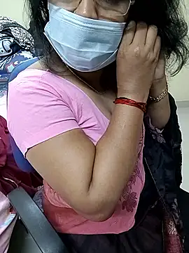 Snapshot of tamilmaha12 chatting on November 2025 08:41:01 PM tamilmaha12 online show from November 2025 08:41:01 PM