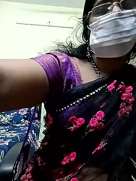 Snapshot of tamilmaha12 chatting on January 2026 08:44:01 PM tamilmaha12 online show from January 2026 08:44:01 PM