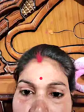 Kavya hot online show from February 2026 01:05:01 PM