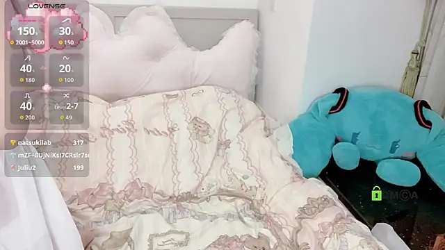 liuruyuan888 online show from November 2025 02:27:01 PM