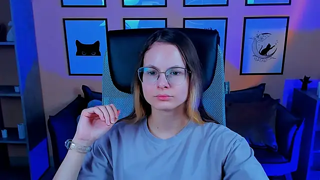 Snapshot of Carrie_Rose chatting on October 2025 04:13:02 AM Carrie Rose online show from October 2025 04:13:02 AM