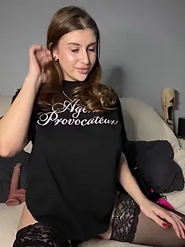 Snapshot of Playboy_Lou8 chatting on October 2025 04:08:02 PM Playboy Lou8 online show from October 2025 04:08:02 PM