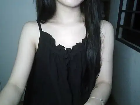 Annabelle-e online show from September 2025 07:08:01 PM