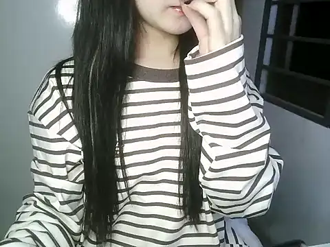 Snapshot of Annabelle-e chatting on January 2026 05:58:02 PM Annabelle-e online show from January 2026 05:58:02 PM