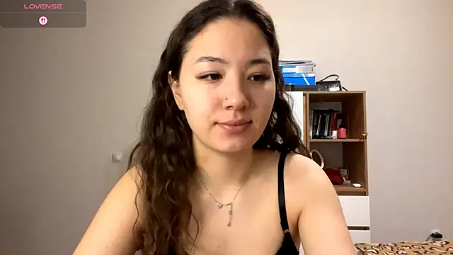 Sakuravice online show from November 2025 12:05:02 PM