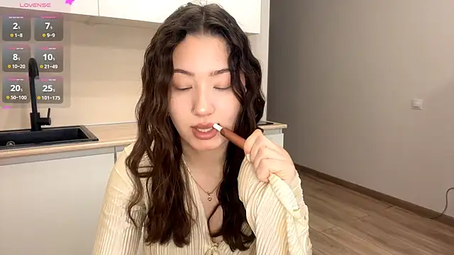 Sakuravice online show from May 2026 03:01:01 AM