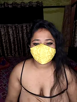 Snapshot of Smile-quien chatting on February 2026 10:35:01 AM Smile-quien online show from February 2026 10:35:01 AM