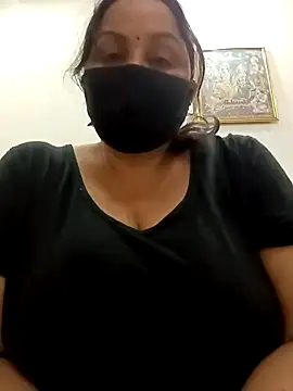 Rakhi sawant143 online show from November 2025 06:34:02 AM