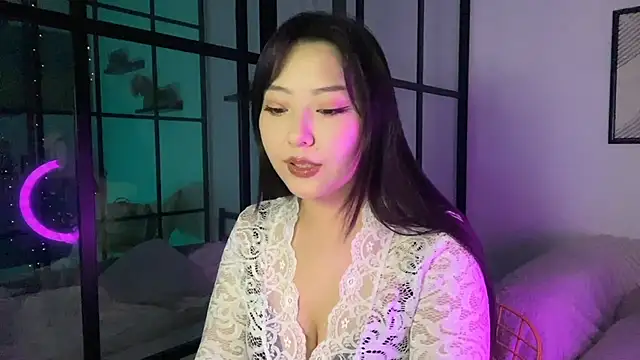 WonderMira online show from November 2025 12:04:02 PM