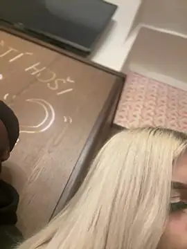 Snapshot of Steffi_Snowbunny chatting on February 2026 09:02:02 PM Steffi Snowbunny online show from February 2026 09:02:02 PM