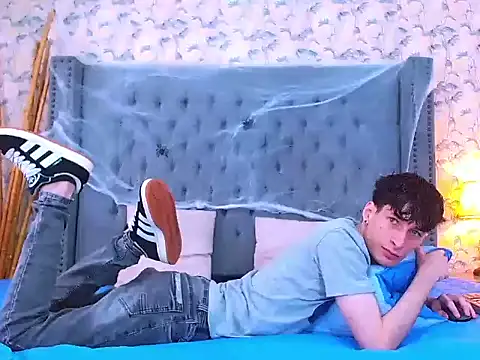 Luke Carter online show from October 2025 01:10:02 PM