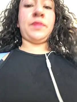 Lexiiee 1 online show from December 2025 04:23:02 PM