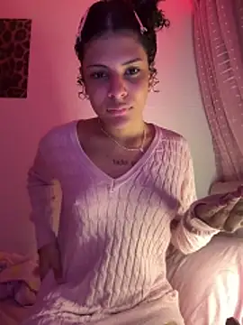 luluzinhax online show from June 2026 03:31:02 AM