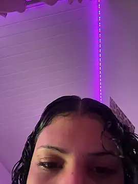 luluzinhax online show from June 2026 02:57:01 AM