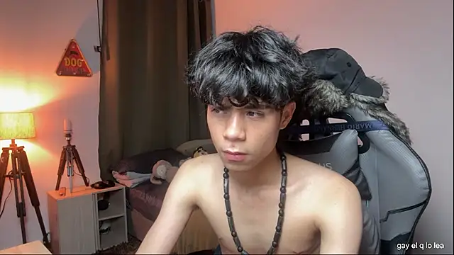 Snapshot of OopsAgain_ chatting on February 2026 03:07:01 AM OopsAgain online show from February 2026 03:07:01 AM