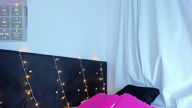 Snapshot of Danaa_moore_ chatting on October 2025 03:49:02 AM Danaa moore online show from October 2025 03:49:02 AM