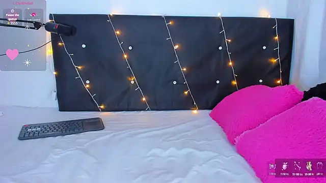 Snapshot of Danaa_moore_ chatting on October 2025 09:31:01 PM Danaa moore online show from October 2025 09:31:01 PM