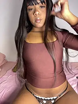 Snapshot of SereiaHott chatting on March 2026 05:02:02 AM SereiaHott online show from March 2026 05:02:02 AM