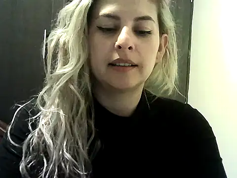 Valery  Rouse  online show from October 2025 04:18:02 AM