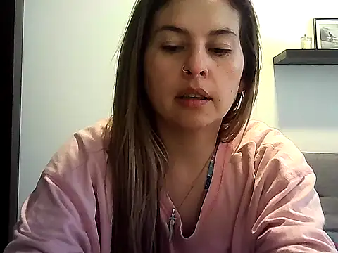 Valery  Rouse  online show from April 2026 12:29:02 PM