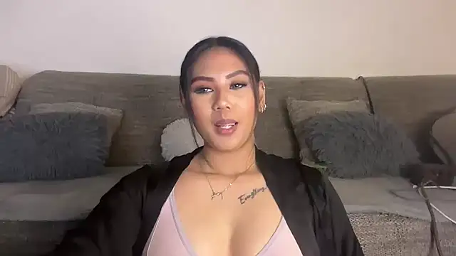 Snapshot of EclipseX_ chatting on November 2025 05:02:02 PM EclipseX online show from November 2025 05:02:02 PM