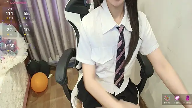 Snapshot of Bae_Gigii chatting on November 2025 12:53:02 AM Bae Gigii online show from November 2025 12:53:02 AM