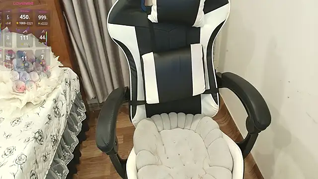 Bae Gigii online show from March 2026 12:24:02 PM