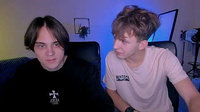 Snapshot of travis_wolf_ chatting on September 2025 08:23:01 PM travis wolf online show from September 2025 08:23:01 PM