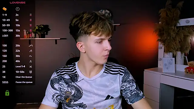 Snapshot of travis_wolf_ chatting on October 2025 07:11:01 PM travis wolf online show from October 2025 07:11:01 PM