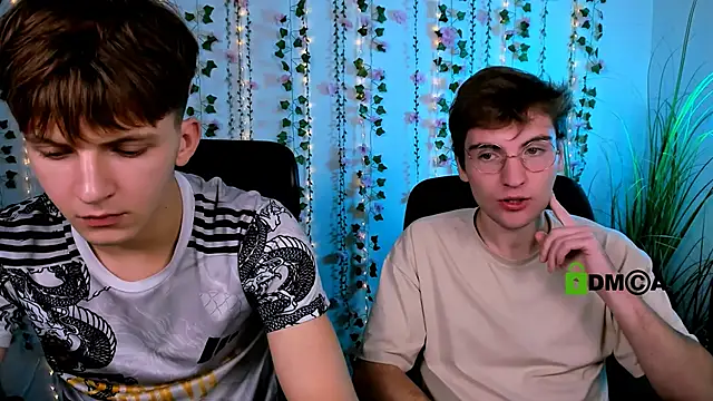 Snapshot of travis_wolf_ chatting on October 2025 07:24:02 PM travis wolf online show from October 2025 07:24:02 PM