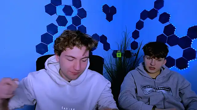 Snapshot of travis_wolf_ chatting on March 2026 09:26:02 AM travis wolf online show from March 2026 09:26:02 AM