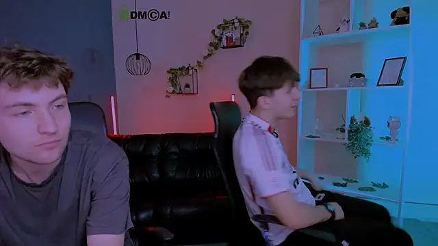 Snapshot of travis_wolf_ chatting on March 2026 09:56:02 AM travis wolf online show from March 2026 09:56:02 AM