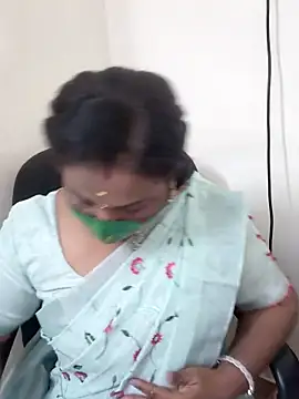 Tamil Kavitha10 online show from October 2025 01:09:01 PM