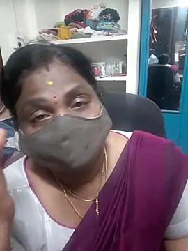 Snapshot of Tamil_Kavitha10 chatting on February 2026 09:11:02 PM Tamil Kavitha10 online show from February 2026 09:11:02 PM