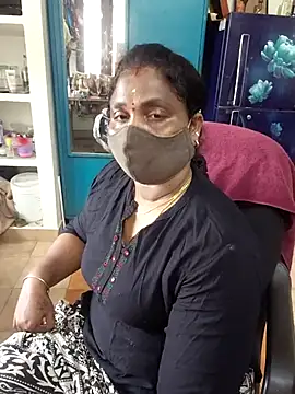 Snapshot of Tamil_Kavitha10 chatting on February 2026 07:29:02 AM Tamil Kavitha10 online show from February 2026 07:29:02 AM