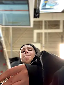 VendiMur online show from October 2025 03:04:02 AM