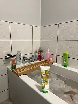 Snapshot of CheekyChelseaX chatting on November 2025 06:30:01 PM CheekyChelseaX online show from November 2025 06:30:01 PM