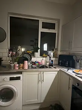 Snapshot of CheekyChelseaX chatting on November 2025 08:30:02 PM CheekyChelseaX online show from November 2025 08:30:02 PM