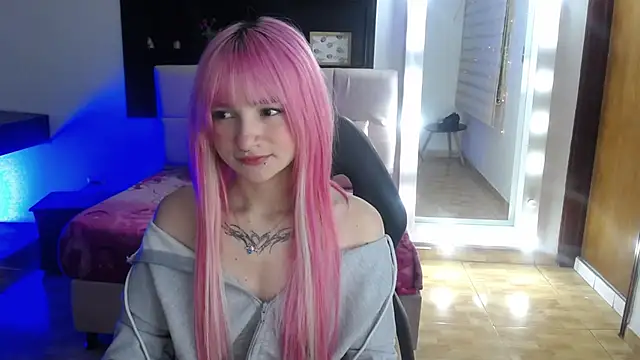  Charlotte Collins  online show from May 2026 03:08:01 PM