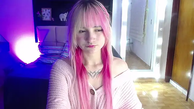  Charlotte Collins  online show from June 2026 03:38:01 PM