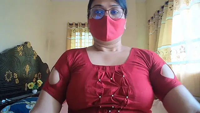 Snapshot of Elena_cruz5 chatting on July 2026 05:57:01 AM Elena cruz5 online show from July 2026 05:57:01 AM