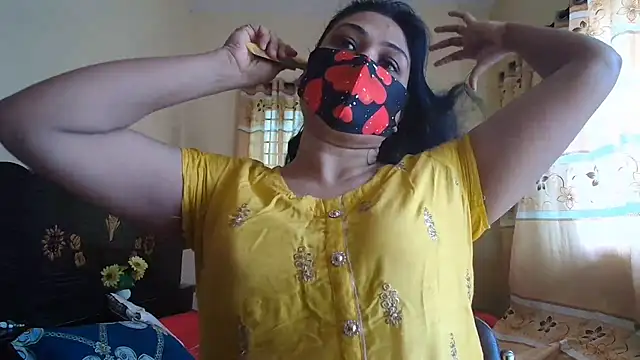 Snapshot of Elena_cruz5 chatting on July 2026 04:38:02 AM Elena cruz5 online show from July 2026 04:38:02 AM
