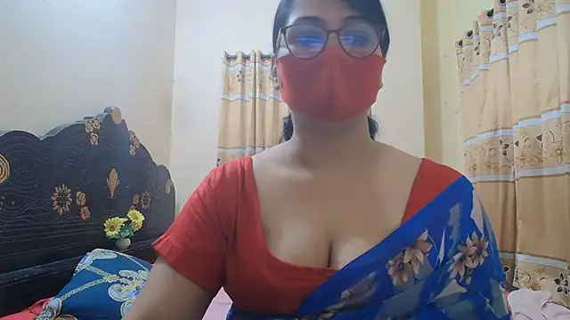 Snapshot of Elena_cruz5 chatting on July 2026 12:40:01 PM Elena cruz5 online show from July 2026 12:40:01 PM