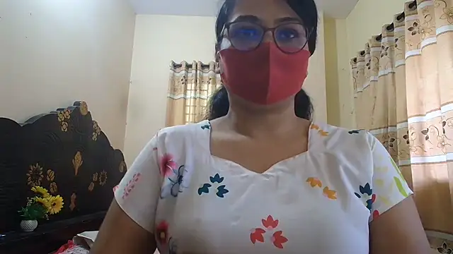 Snapshot of Elena_cruz5 chatting on July 2026 12:46:01 AM Elena cruz5 online show from July 2026 12:46:01 AM