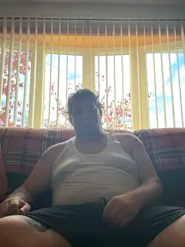 Snapshot of Stephanie1984 chatting on November 2025 12:29:02 PM Stephanie1984 online show from November 2025 12:29:02 PM