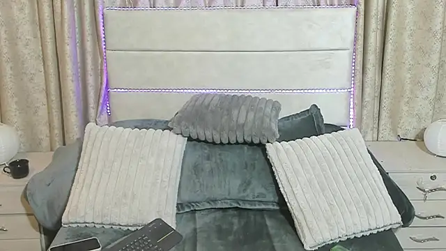 incognyta online show from October 2025 02:18:02 PM