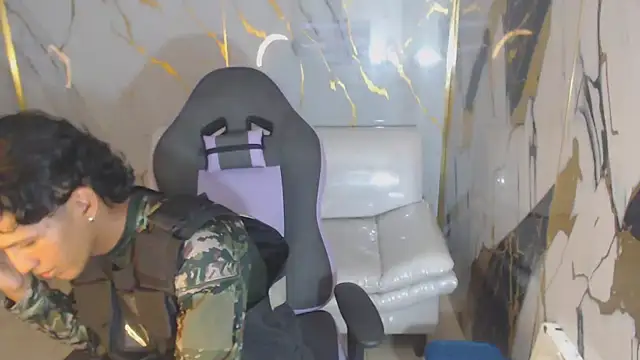 bull cam online show from October 2025 06:41:02 PM