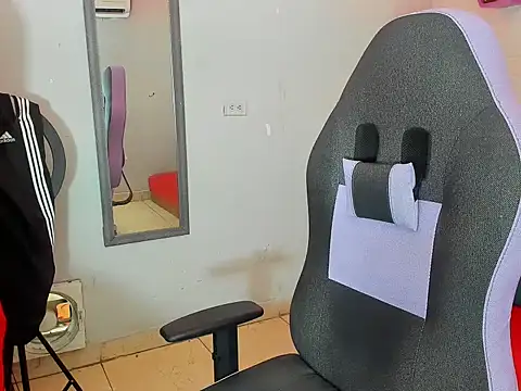 bull cam online show from October 2025 07:25:02 PM