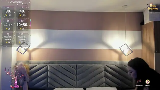 Snapshot of Mia_Valentine_ chatting on October 2025 08:31:01 PM Mia Valentine online show from October 2025 08:31:01 PM